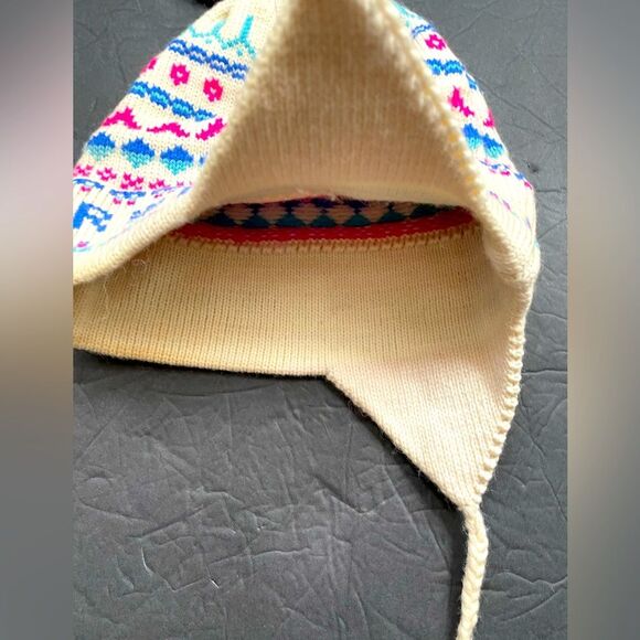 VTG DynaStar women’s beanie hat 100% Pure wool w/ special no-itch hem never worn main image 4